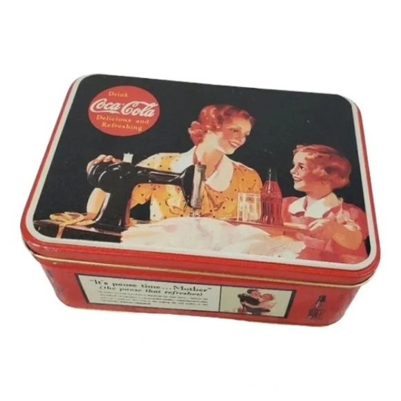 1997 Pause Time Coca Cola Sewing Tin Coca Cola 90s Vintage Collectible TinBox 63 - Picture 1 of 12
